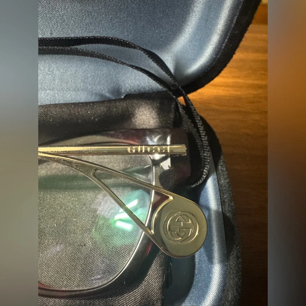 Gucci GG043 Eyeglasses - Picture 8 of 9